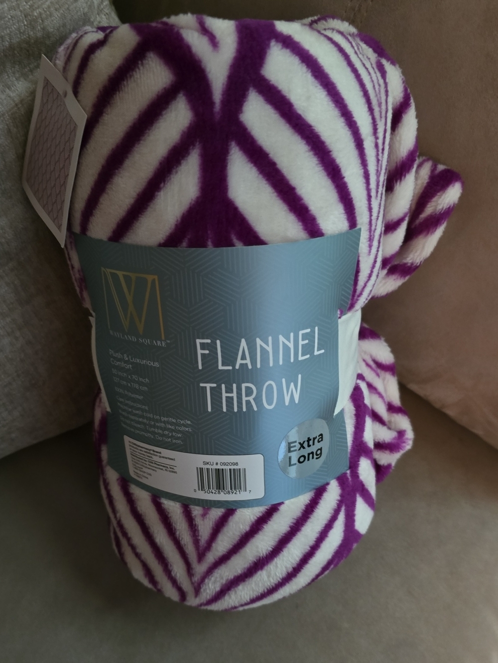 Purple & White Flannel Throw Blanket